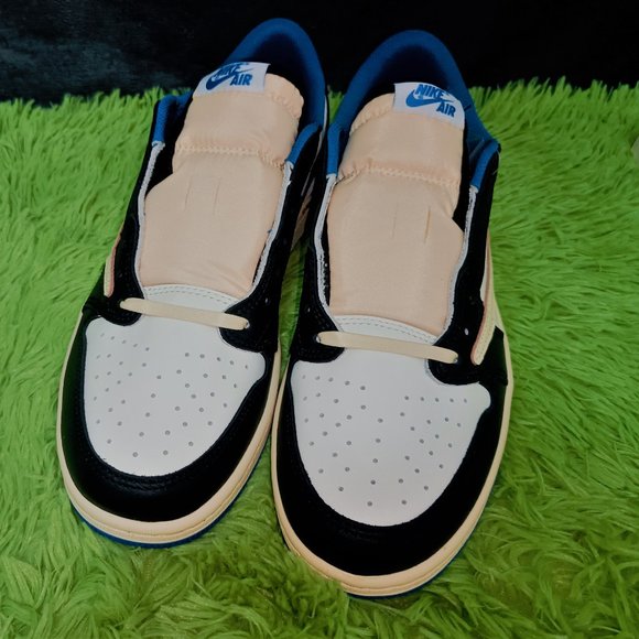 Travis Scott x fragment design x Air Jordan 1 Low main image 6
